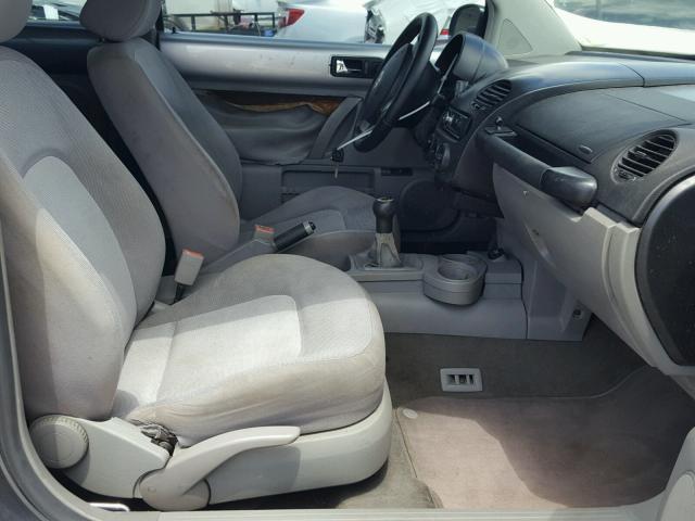 3VWBK21C93M419518 - 2003 VOLKSWAGEN NEW BEETLE 灰色 照片 5