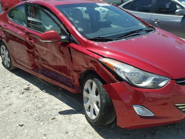 KMHDH4AE7DU741056 - 2013 HYUNDAI ELANTRA GL RED photo 9