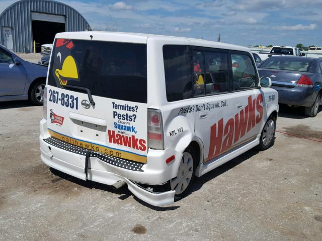 JTLKT324664069881 - 2006 TOYOTA SCION XB Weiß Foto 4