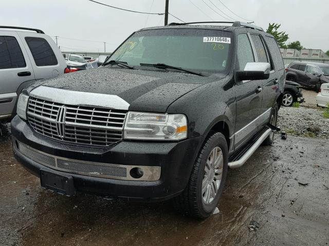 5LMFU28597LJ04420 - 2007 LINCOLN NAVIGATOR BLACK photo 2