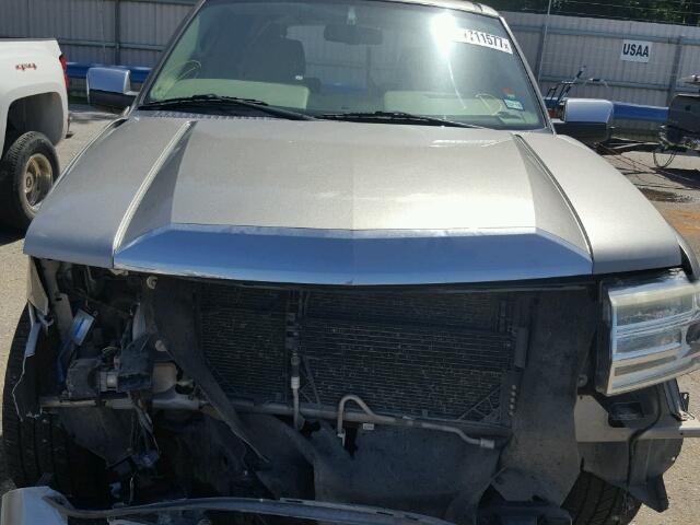 5LMFU27558LJ01825 - 2008 LINCOLN NAVIGATOR 银色 照片 7