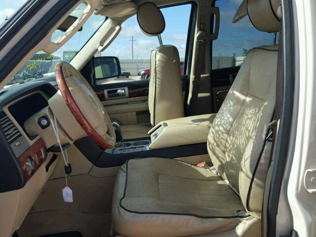 5LMFU275X6LJ29682 - 2006 LINCOLN NAVIGATOR Beige photo 5