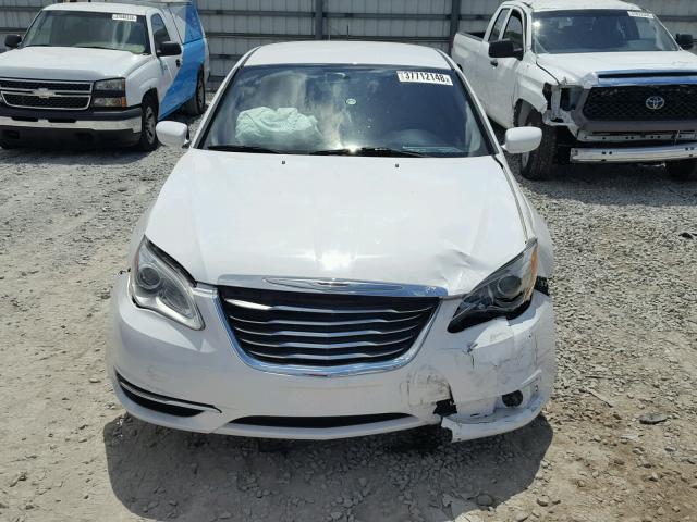 1C3CCBBBXDN614534 - 2013 CHRYSLER 200 TOURIN WHITE photo 9