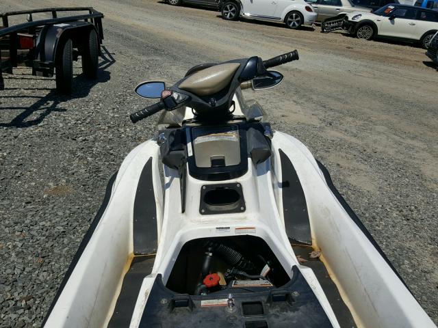 ZZN33162B404 - 2004 SEAD JET SKI WHITE photo 5