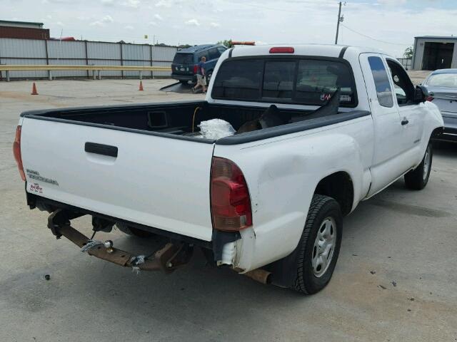 5TETX22N78Z546125 - 2008 TOYOTA TACOMA ACC WHITE photo 4