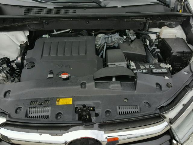 5TDKKRFHXFS104781 - 2015 TOYOTA HIGHLANDER თეთრი ფოტო 7