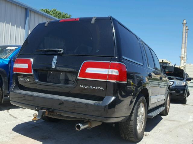 5LMFU27528LJ17674 - 2008 LINCOLN NAVIGATOR BLACK photo 4