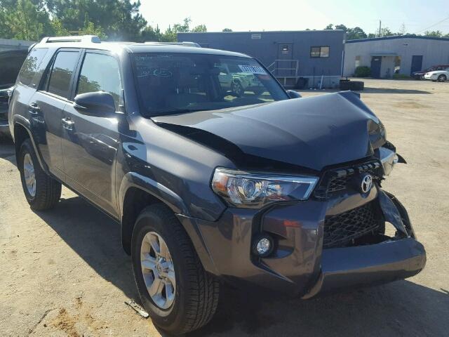 JTEZU5JR4H5155263 - 2017 TOYOTA 4RUNNER GRAY photo 1