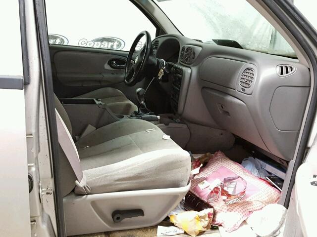 1GNET16S366108489 - 2006 CHEVROLET TRAILBLAZE SILVER photo 5