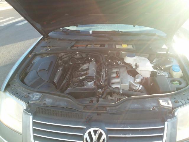 WVWPD63B42P451381 - 2002 VOLKSWAGEN PASSAT GLS BLUE photo 7