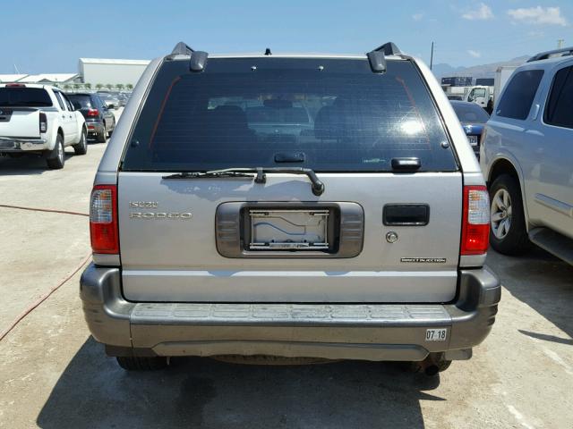 4S2CK58Y244310877 - 2004 ISUZU RODEO S SILVER photo 9