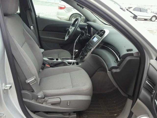 1G11B5SL2EU128185 - 2014 CHEVROLET MALIBU LS 银色 照片 5