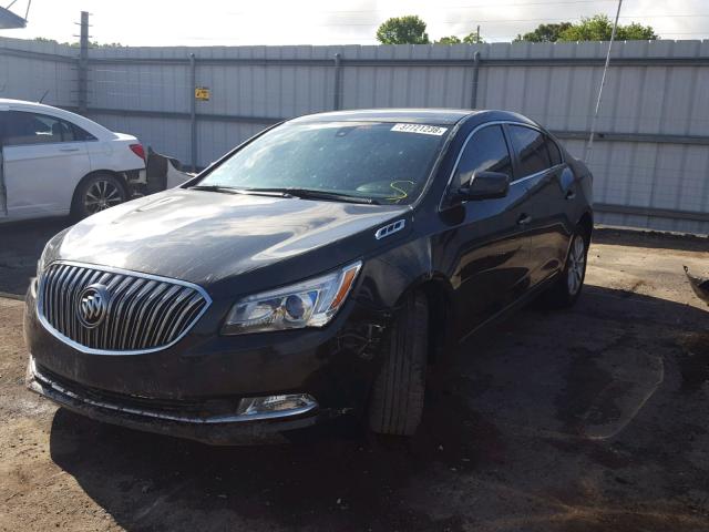 1G4GA5GRXFF147957 - 2015 BUICK LACROSSE BLACK photo 2