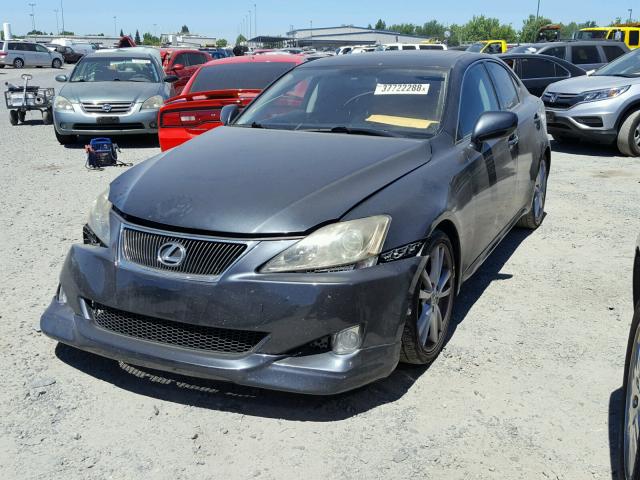 JTHBE262665007009 - 2006 LEXUS IS 350 CHARCOAL photo 2