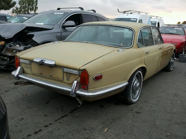 UD1P51440BW - 1973 JAGUAR XJ BEIGE photo 4