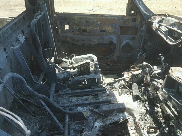 1GCEK14T52Z235647 - 2002 CHEVROLET SILVERADO BURN photo 5