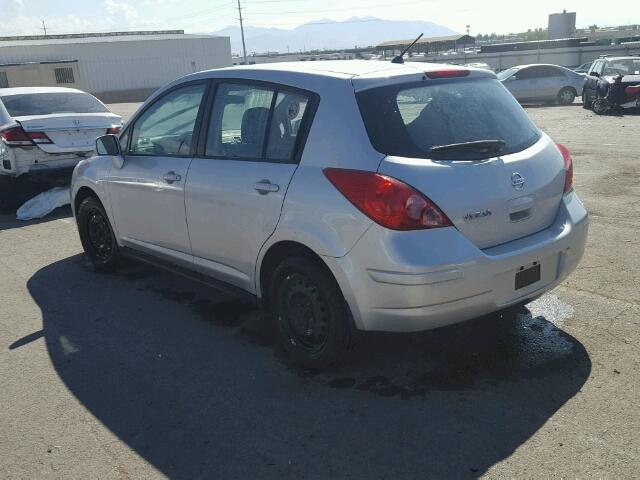 3N1BC13E78L371431 - 2008 NISSAN VERSA SILVER photo 3