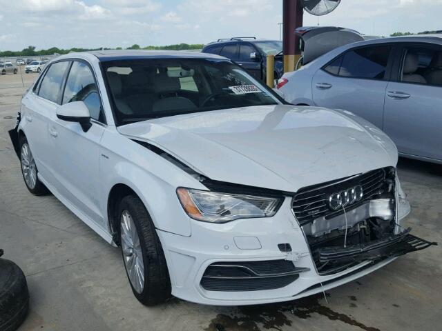 WAUTPBFF6GA074959 - 2016 AUDI A3 E-TRON WHITE photo 1