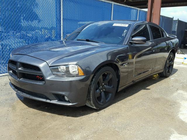2C3CDXCT4DH571271 - 2013 DODGE CHARGER R/ CHARCOAL photo 2