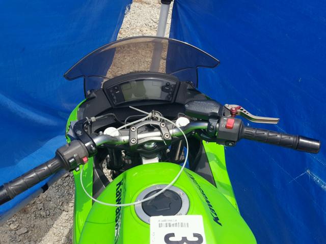 JKAEXEC1X9DA31939 - 2009 KAWASAKI EX650 C 绿色 照片 5