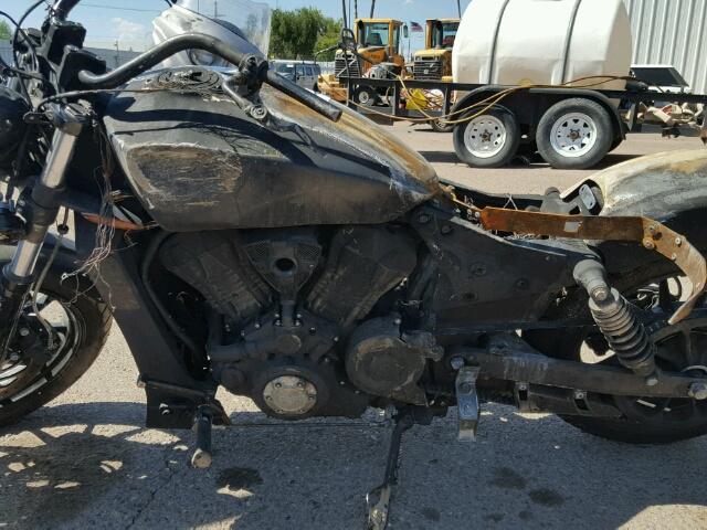 5VPFTB000H3003540 - 2017 VICTORY MOTORCYCLES OCTANE 黑色 照片 9