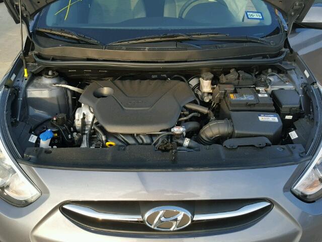 KMHCT4AE0HU320716 - 2017 HYUNDAI ACCENT SE GRAY photo 7