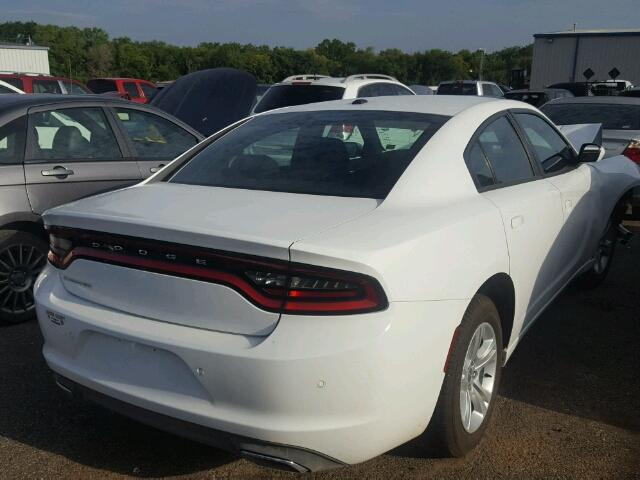 2C3CDXBG3HH654930 - 2017 DODGE CHARGER SE WHITE photo 4