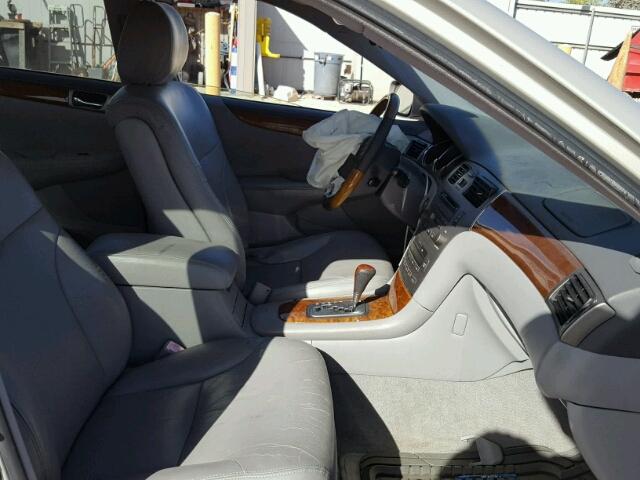 JTHBA30GX55090707 - 2005 LEXUS ES 330 SILVER photo 5