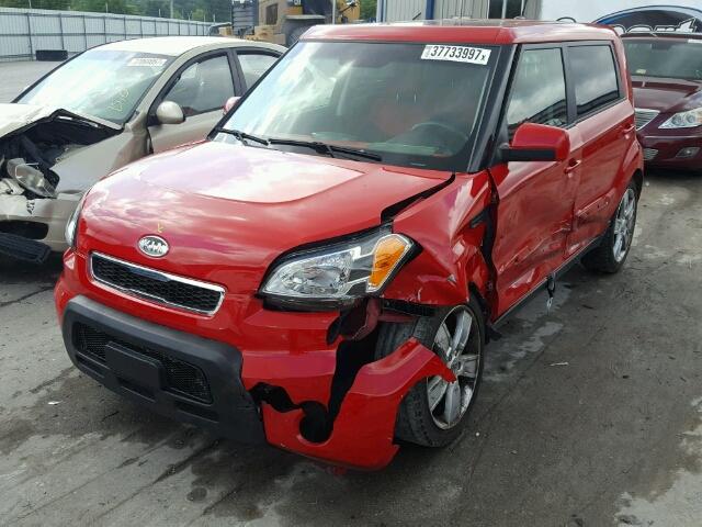 KNDJT2A24B7272133 - 2011 KIA SOUL + RED photo 2