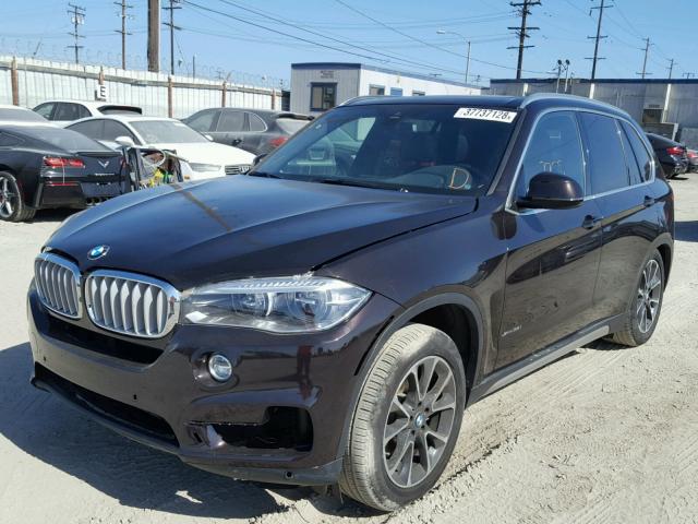 5UXKR0C55H0V50424 - 2017 BMW X5 XDRIVE3 BROWN photo 2