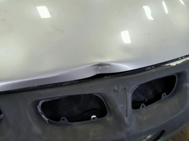 1G2WK52J61F114157 - 2001 PONTIAC GRAND PRIX GRAY photo 9