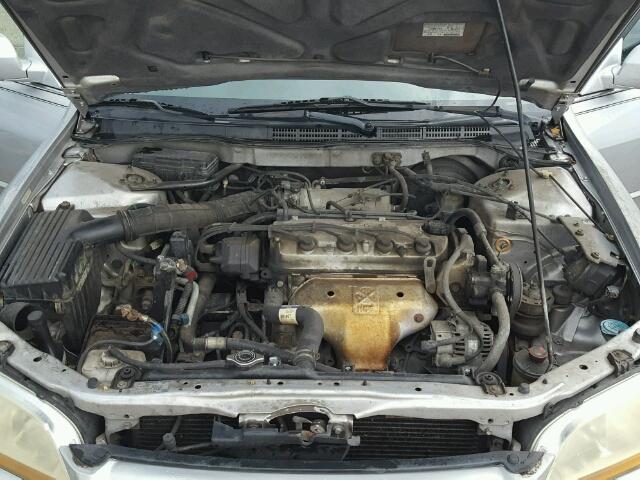 1HGCG56742A133837 - 2002 HONDA ACCORD SE GRAY photo 7