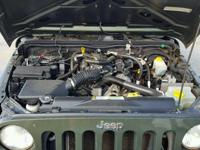 1J4GA391X9L752903 - 2009 JEEP WRANGLER U GREEN photo 7