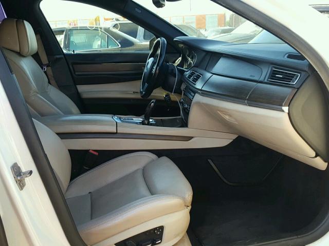 WBAKA8C55ACY35570 - 2010 BMW 750 I WHITE photo 5