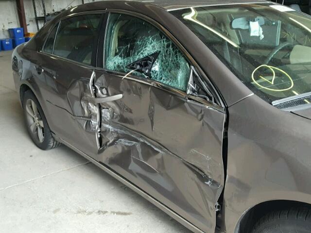 1G1ZC5EU6BF106744 - 2011 CHEVROLET MALIBU 1LT GRAY photo 9