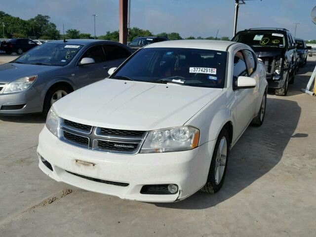 1B3BD1FG5BN515171 - 2011 DODGE AVENGER MA WHITE photo 2