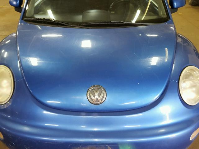 3VWBB61C5WM039815 - 1998 VOLKSWAGEN NEW BEETLE 蓝色 照片 7