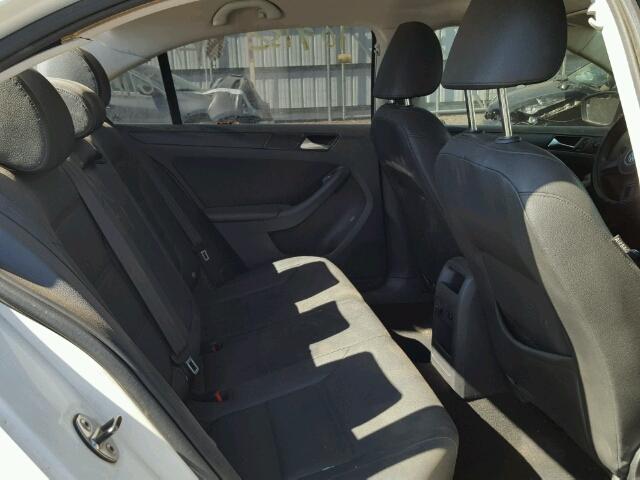 3VWDP7AJ5CM302072 - 2012 VOLKSWAGEN JETTA SE 白色 照片 6