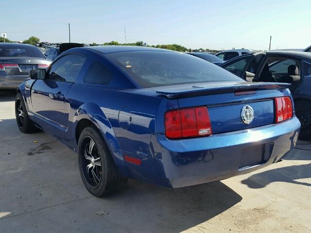 1ZVFT80N875342785 - 2007 FORD MUSTANG BLUE photo 3