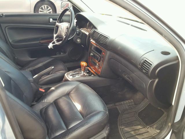 WVWTH63B53P033691 - 2003 VOLKSWAGEN PASSAT GLX 蓝色 照片 5