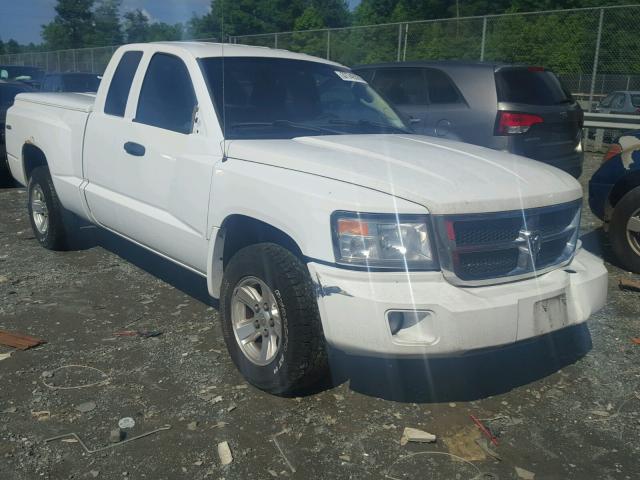 1D3HW42K38S611476 - 2008 DODGE DAKOTA SLT WHITE photo 1