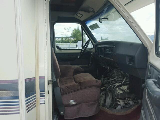 1FDKE30GXMHA58077 - 1991 FORD MOTORHOME WHITE photo 5