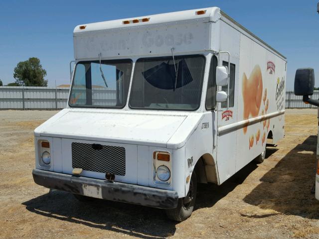 1GTHP32K1L3503098 - 1990 GMC VALUE VAN WHITE photo 2