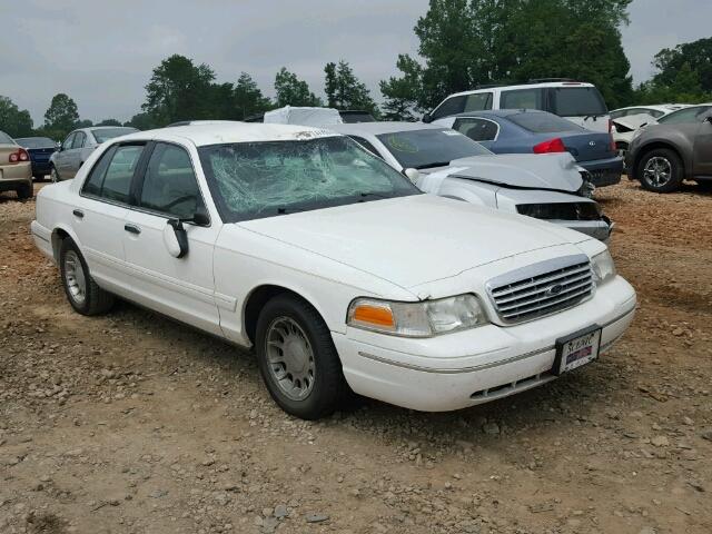 2FAFP74W2YX158484 - 2000 FORD CROWN VICT WHITE photo 1