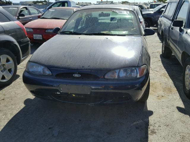 3FAFP13P9YR167219 - 2000 FORD ESCORT BLUE photo 9