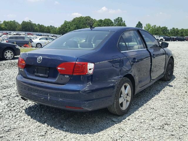 3VWLL7AJ6EM260943 - 2014 VOLKSWAGEN JETTA TDI BLUE photo 4