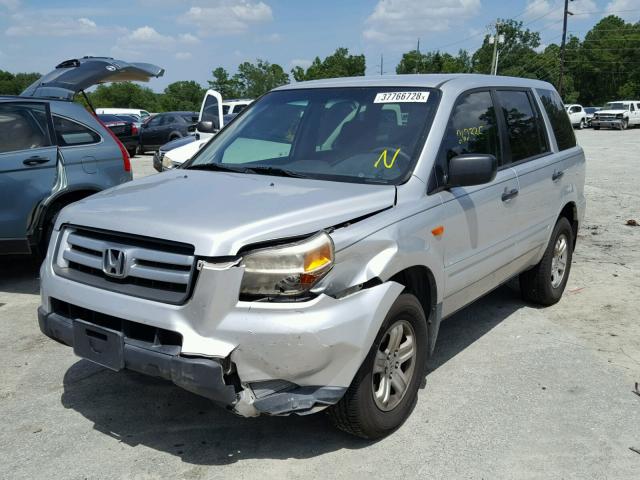 5FNYF28167B007170 - 2007 HONDA PILOT LX SILVER photo 2