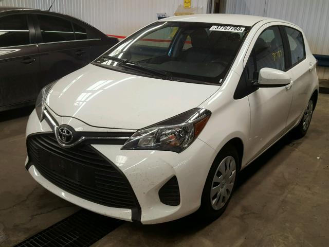 VNKKTUD30HA084975 - 2017 TOYOTA YARIS L WHITE photo 2