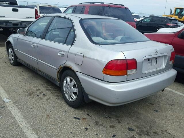 1HGEJ8643VL012307 - 1997 HONDA CIVIC EX SILVER photo 3