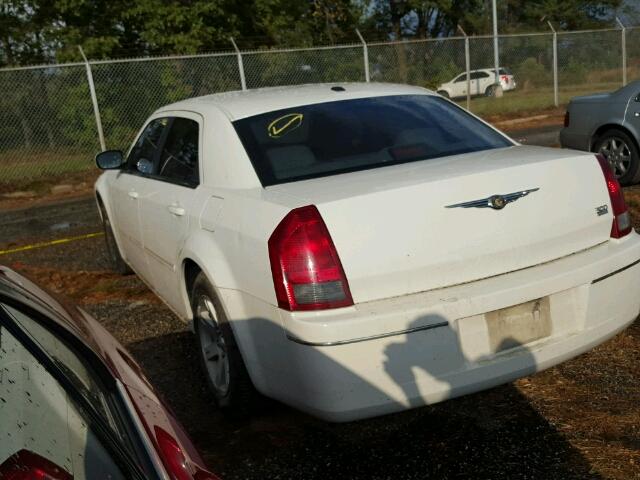 2C3KA53G56H297688 - 2006 CHRYSLER 300 WHITE photo 3